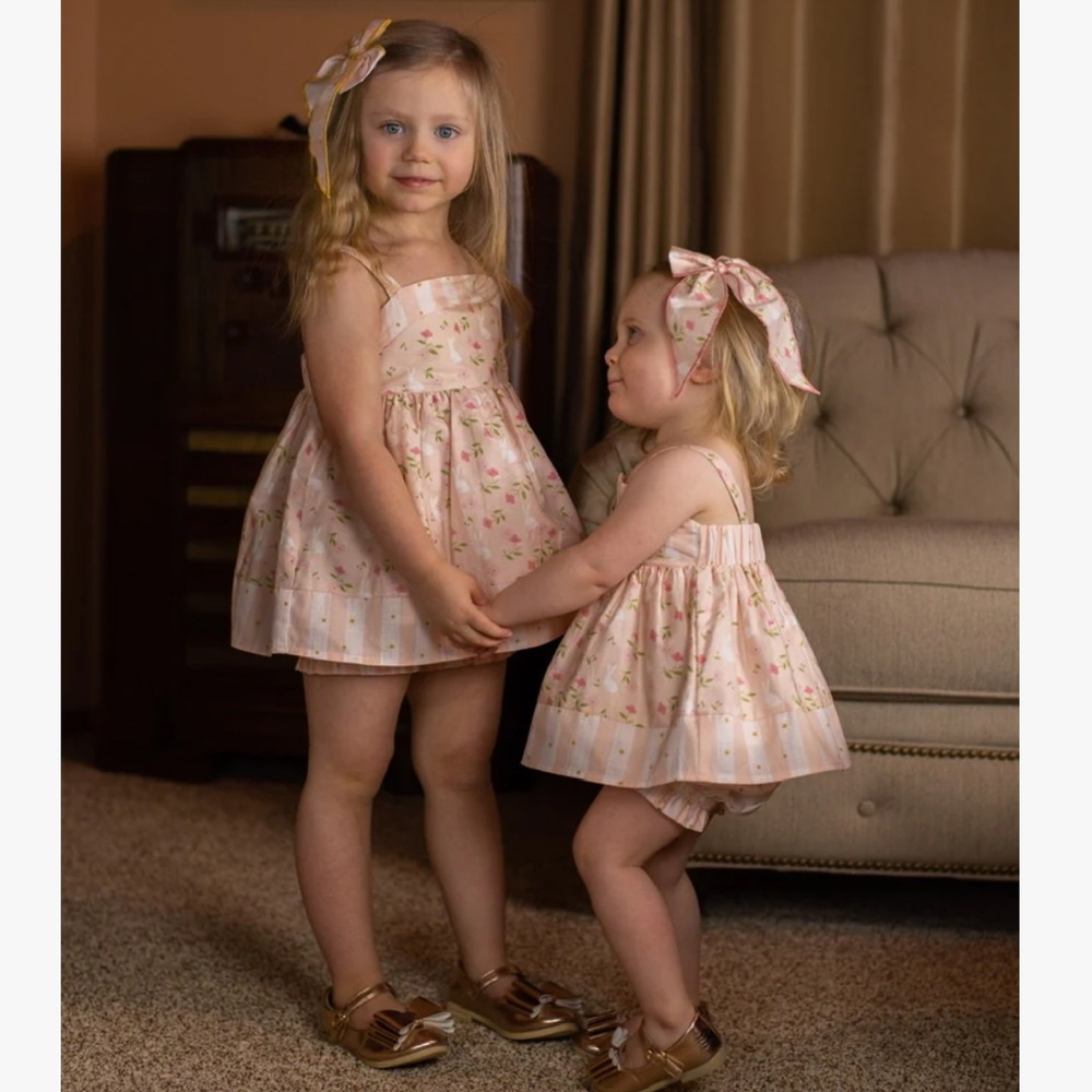 Girls size 5 VanLuke NWT Bunny & Stars pinafore bloomers set - gorgeous! NWT
